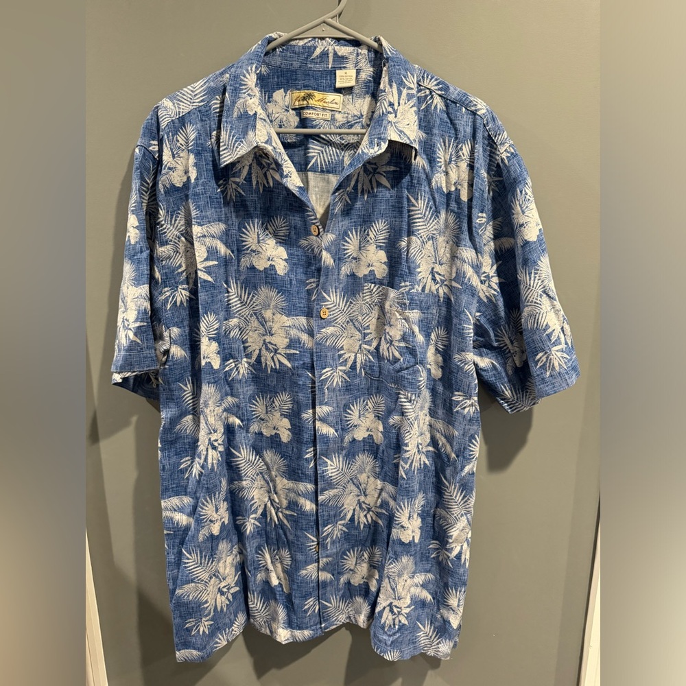 Joe Marlin Never worn. Size XL comfort fit.